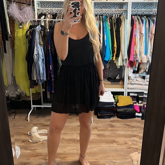 Lush Strappy Back Pleated Bottom Dress - Picture 9 of 14